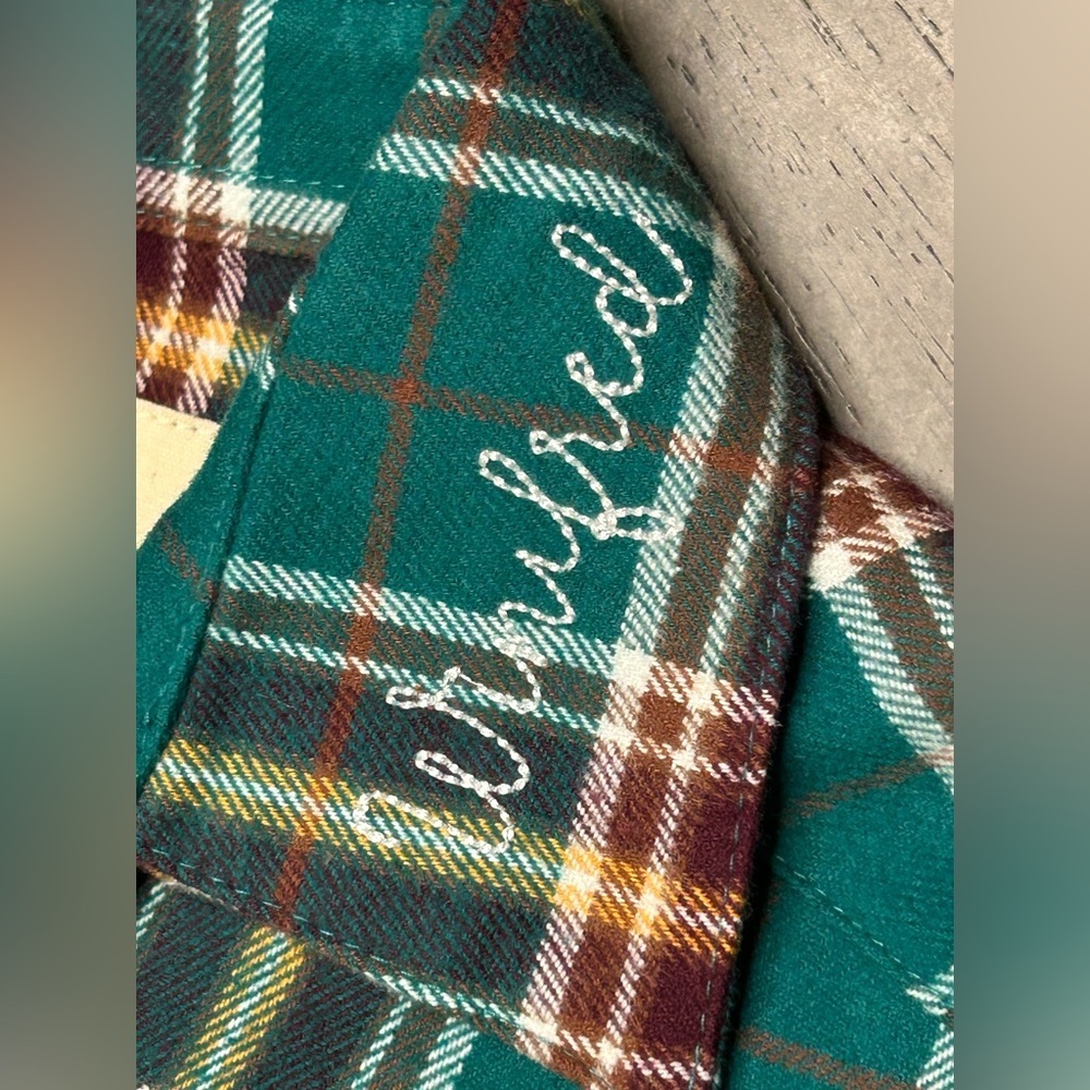 Disney Cakeworthy Hocus Pocus It's Just A Bunch Of Hocus Pocus plaid flannel S - Picture 5 of 9